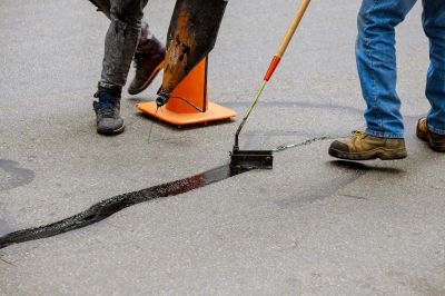 Asphalt Crack Repair - Asphalt Driveway Services Coopersville, Michigan